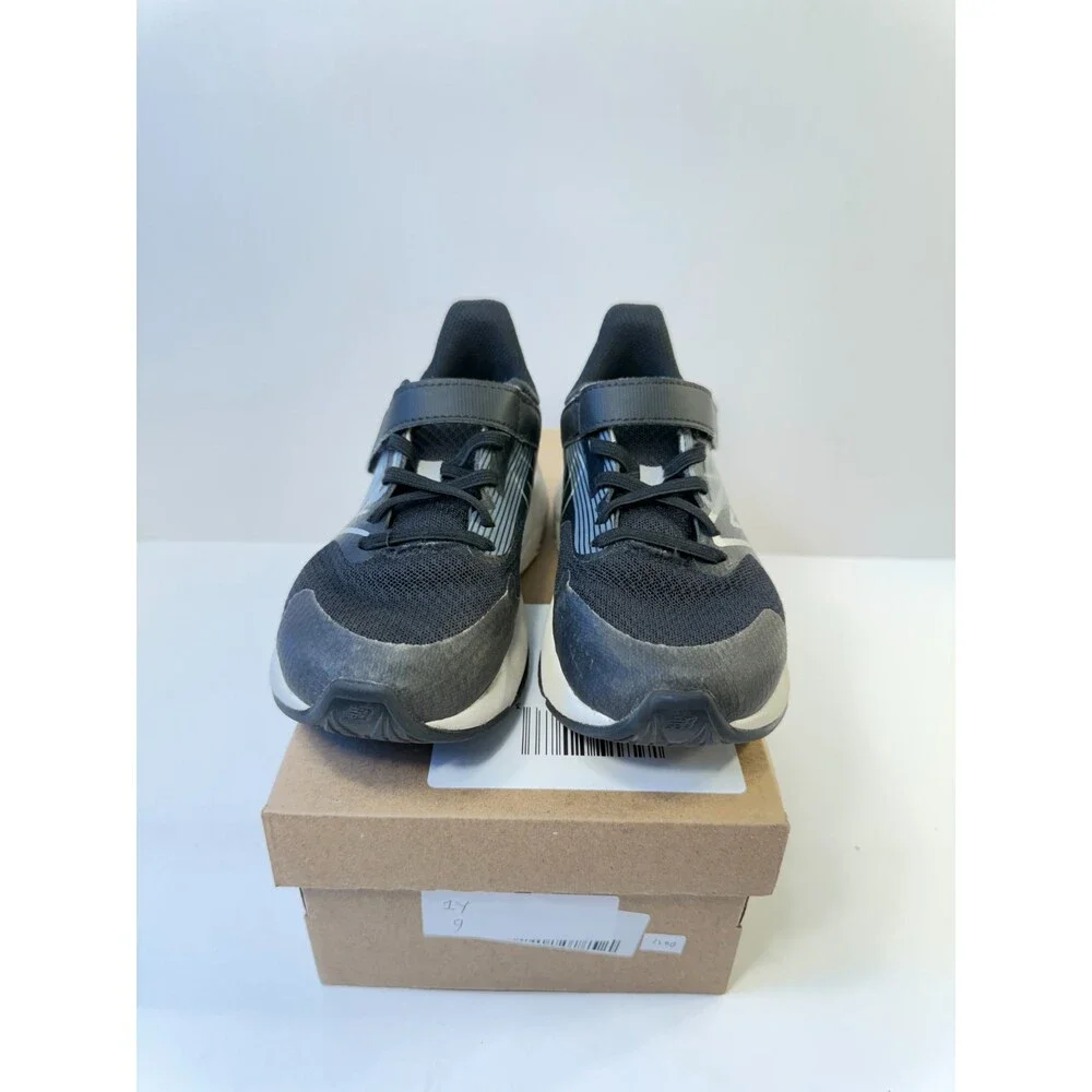New Balance Kid's Rave Run V2 Hook & Loop Running Shoe, Black/White, 1 Wide Litt